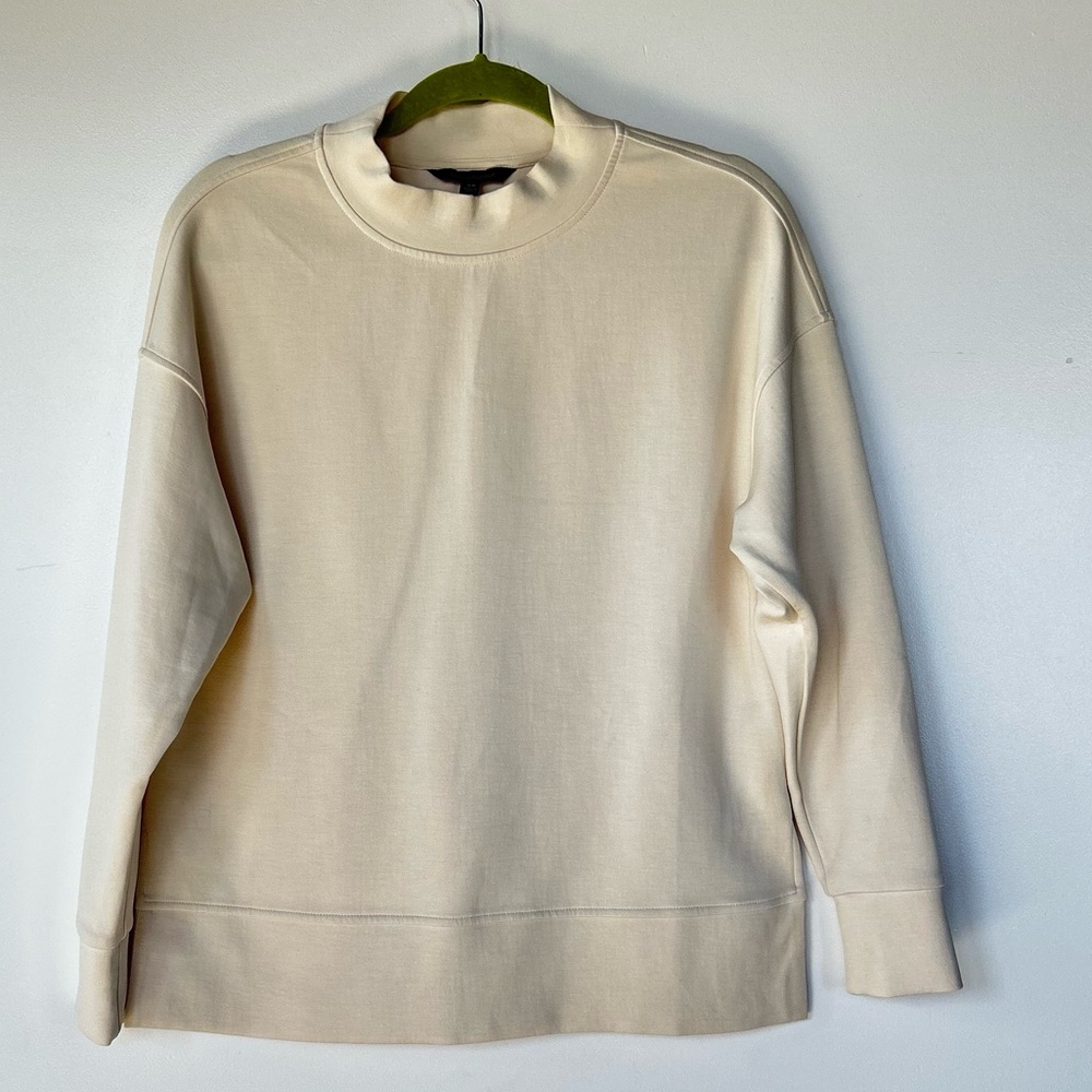 Banana Republic Cream Color Sweater